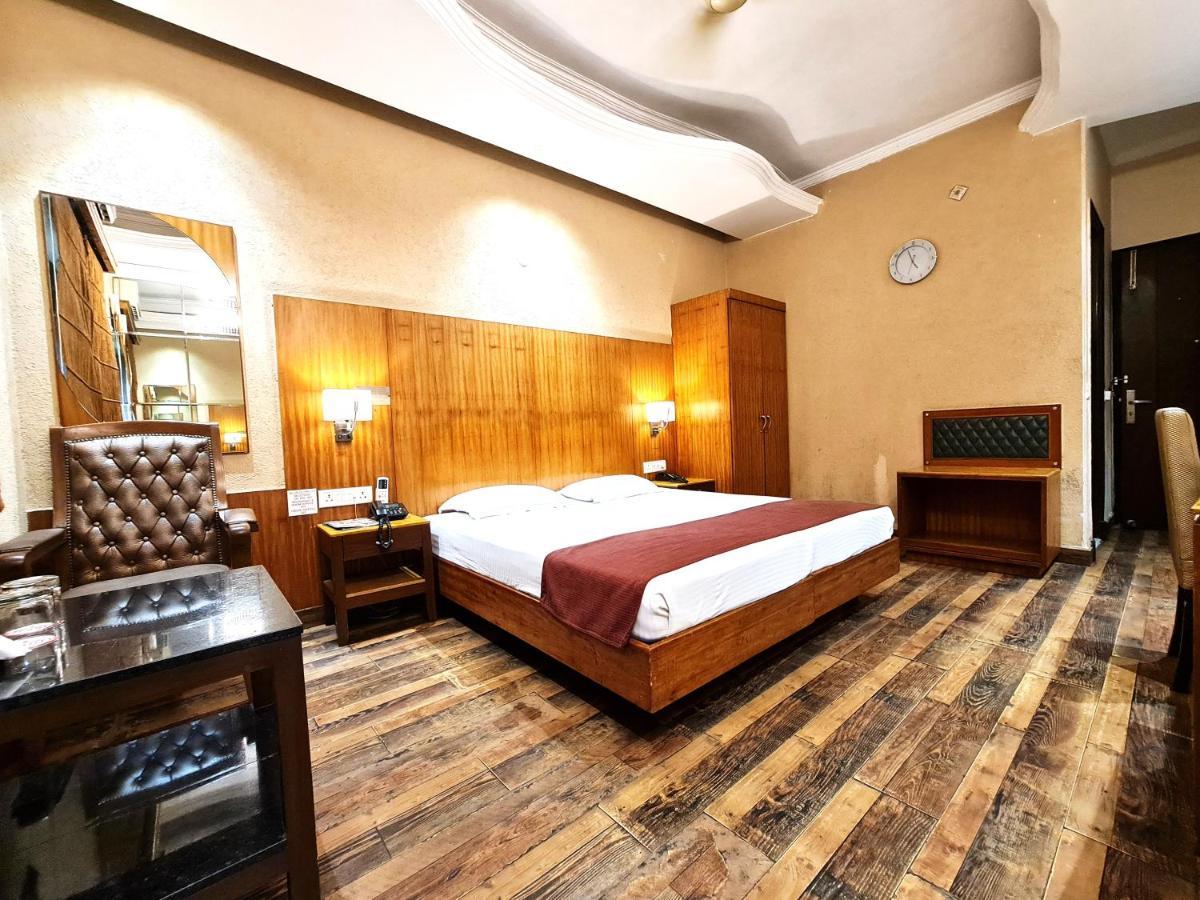 Hotel Royal Castle Grand Nueva Delhi Exterior foto